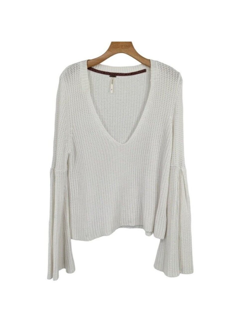 Free People White Cropped Sweater DAMSEL V Neck Knit flared sleeves size small - Picture 2 of 12